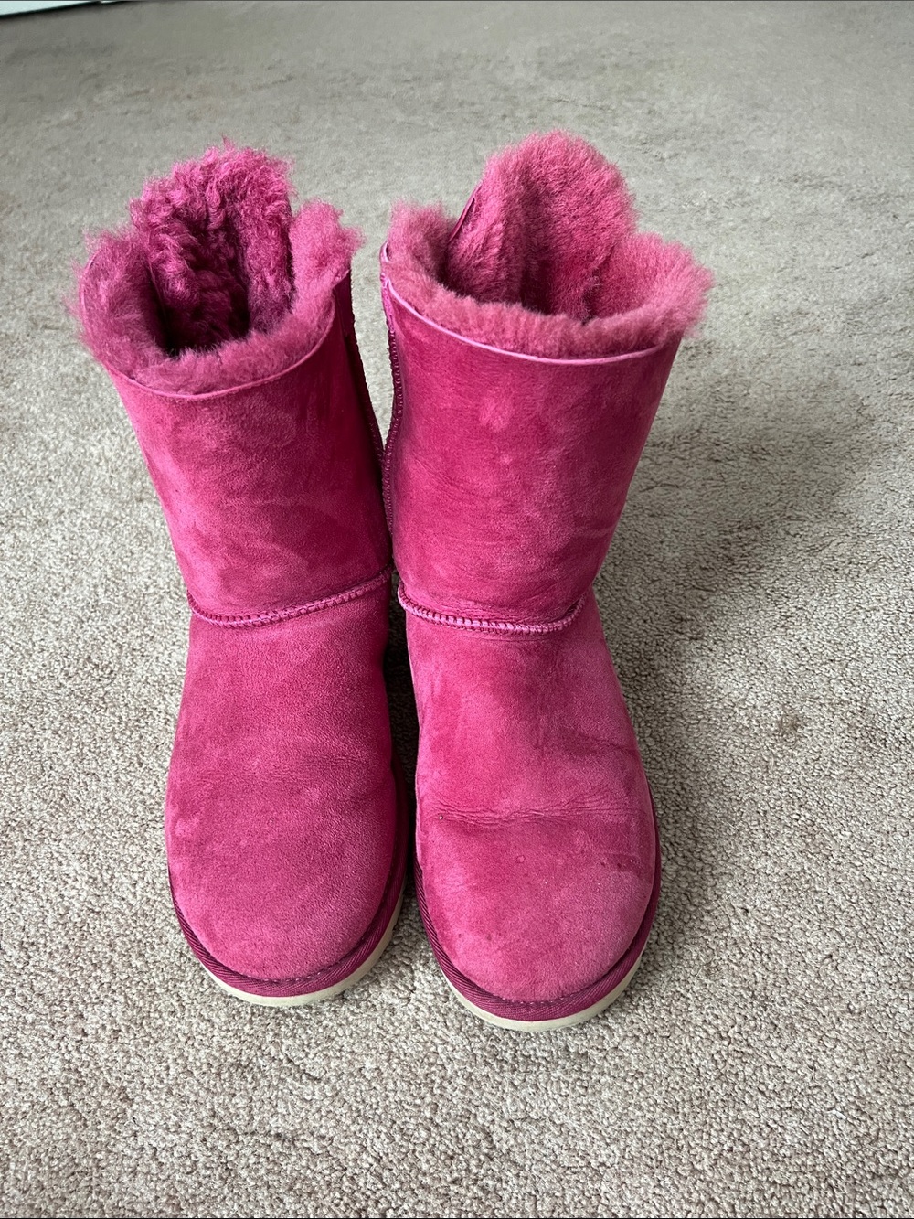 UGG Bailey Bow II Pink Azalea Fur Boots size 9